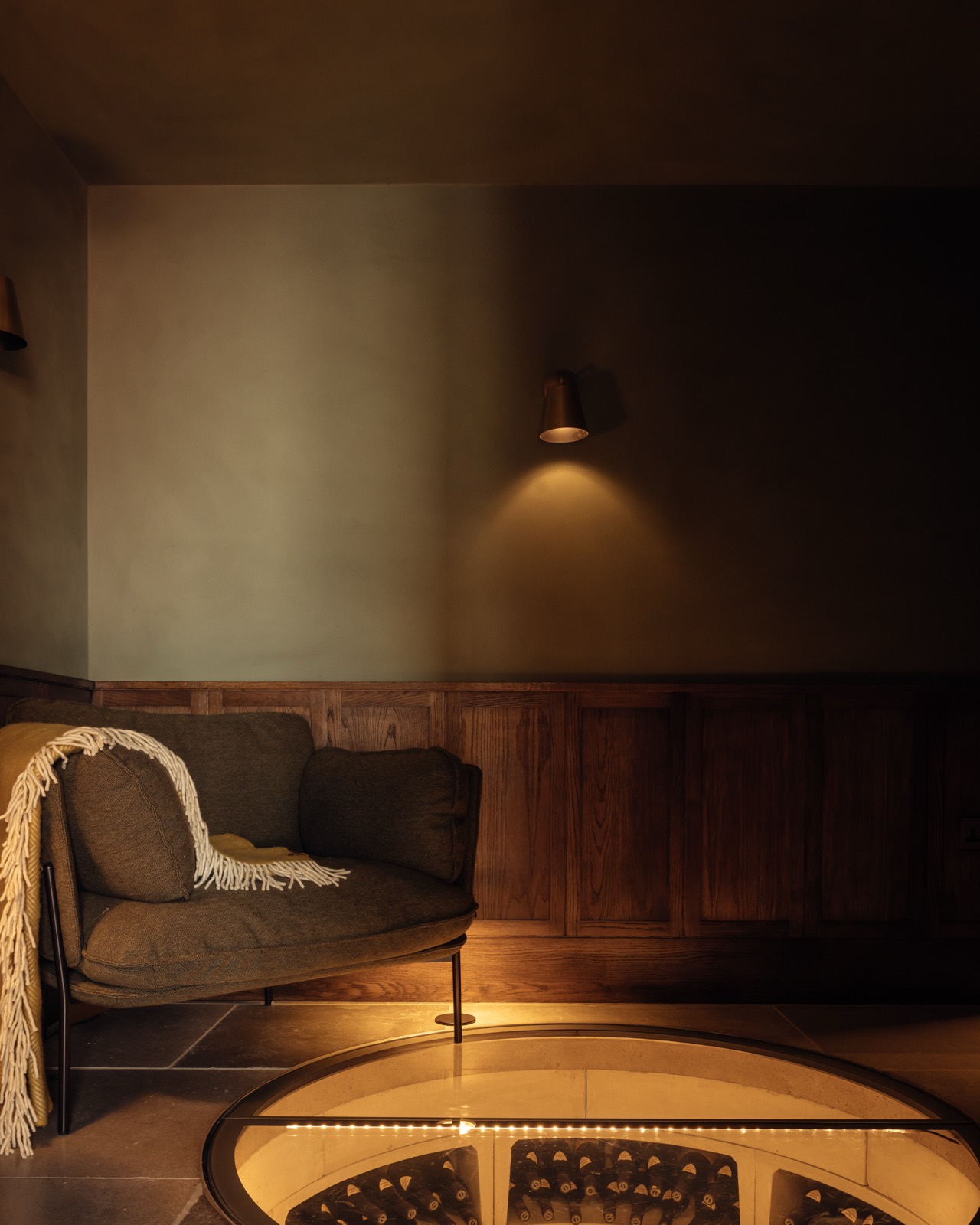 The snug bar concealed behind the inglenook