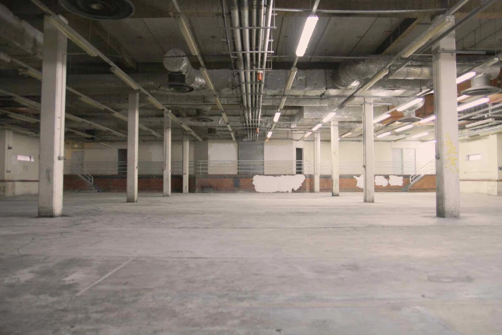 The warehouse floor with its columns