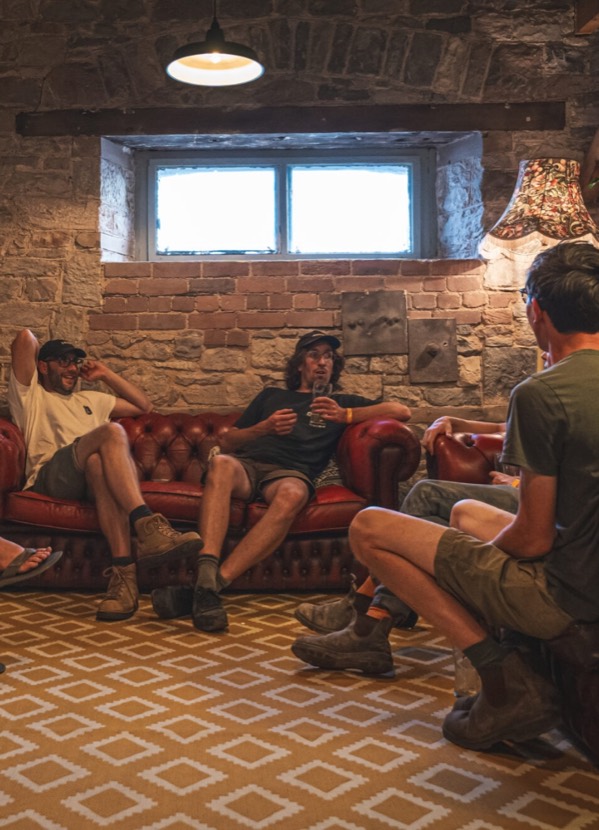 The snug against the stone wall